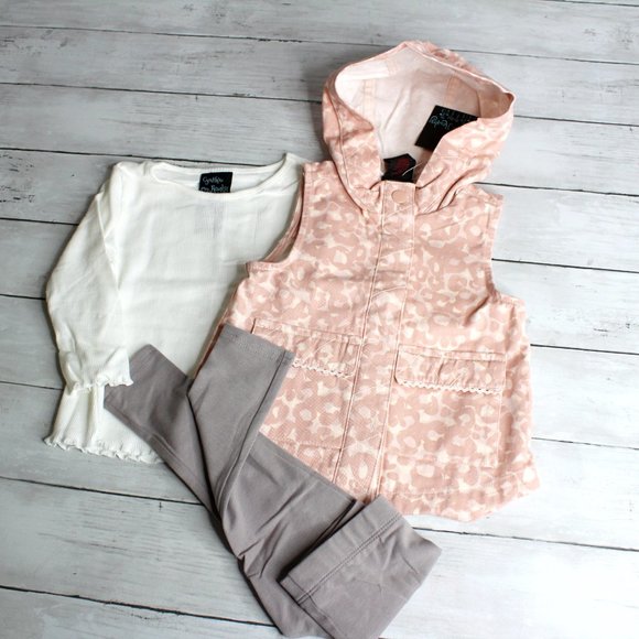 Cynthia Rowley Baby Girl's Jacket Vest Top Leggings Set Size 24 Months - Picture 3 of 8